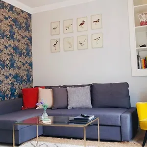 Apartment Willoughby